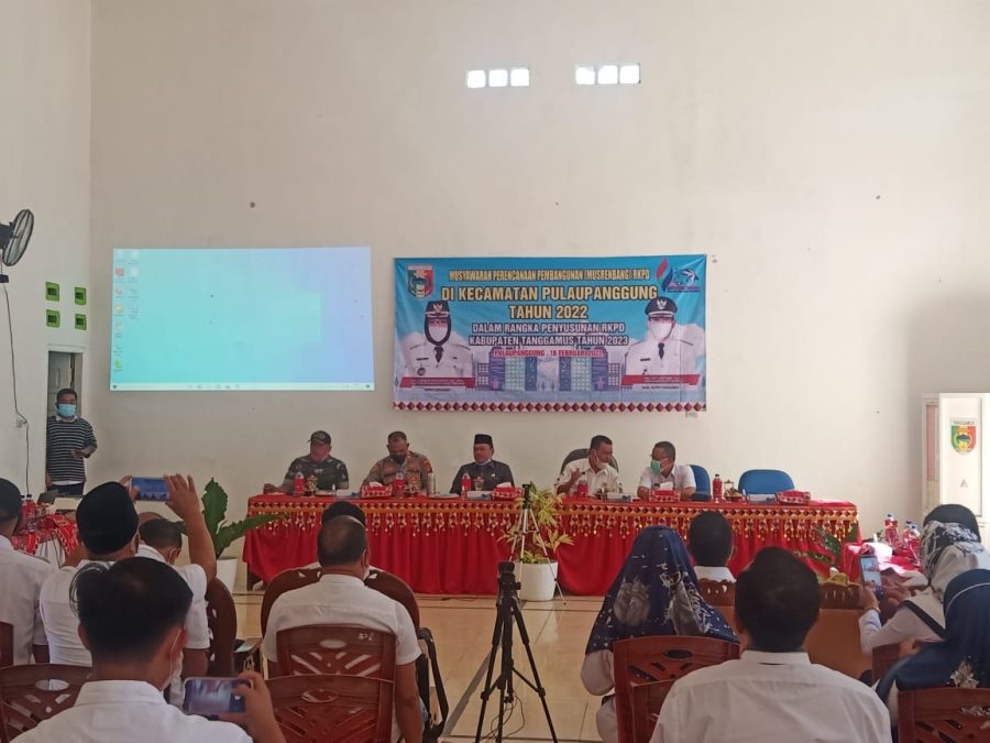 17ce03e8-4f8d-4271-9305-3ed67489940e